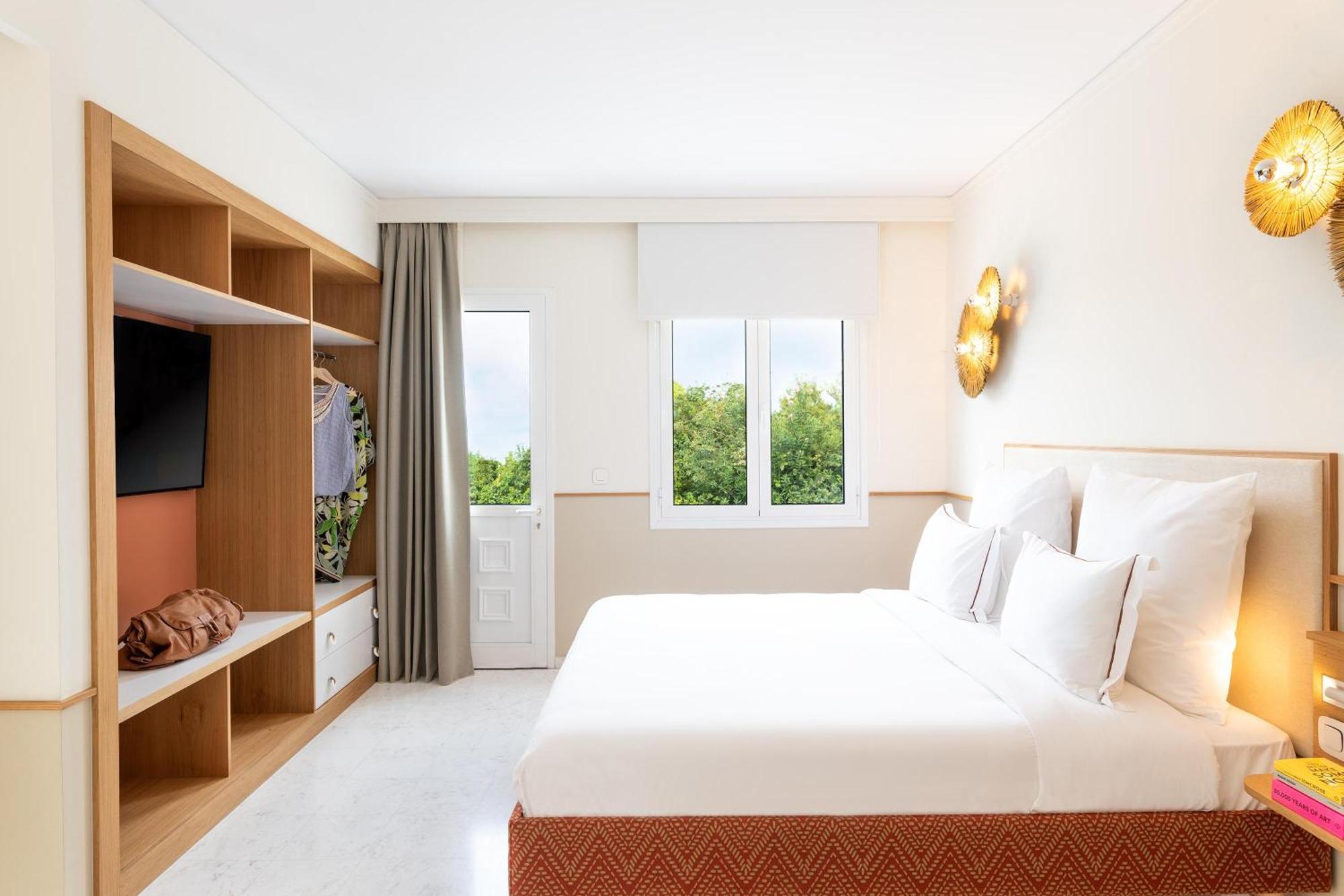 Brown Beach Chalkida Kosher Resort, A Member Of Brown Hotels 外观 照片
